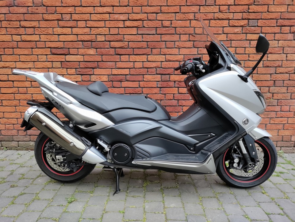 Yamaha T-MAX