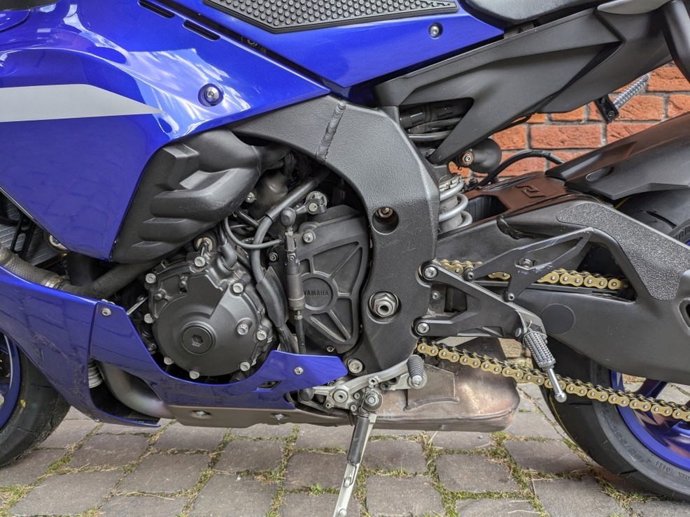 Yamaha YZF-R1