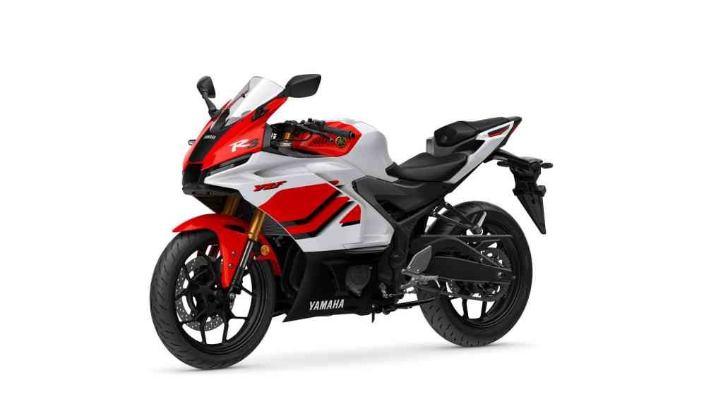 Yamaha R3