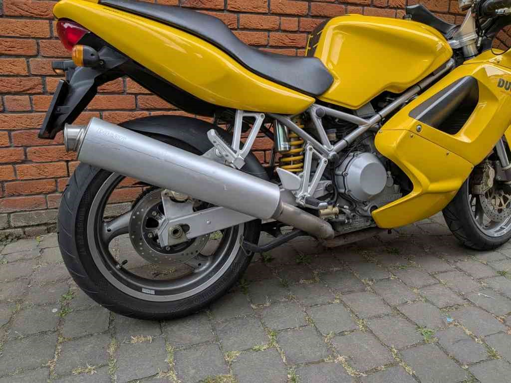 Ducati 944 ST2