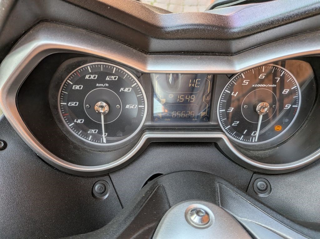 Yamaha X-MAX 300