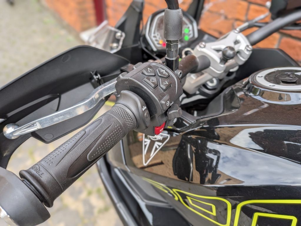 Triumph Tiger 800 Sport
